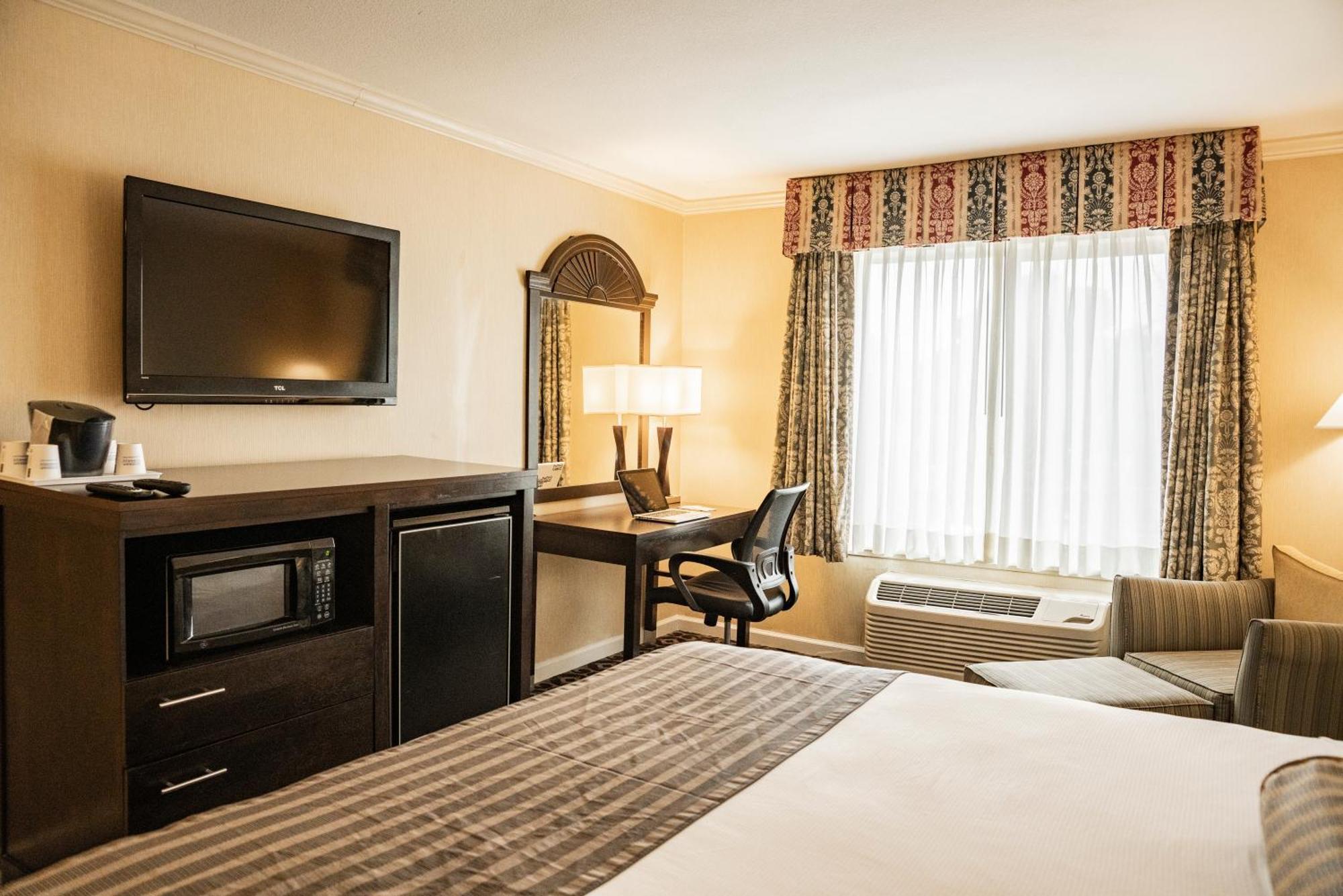 Days Inn By Wyndham Concord Phòng bức ảnh