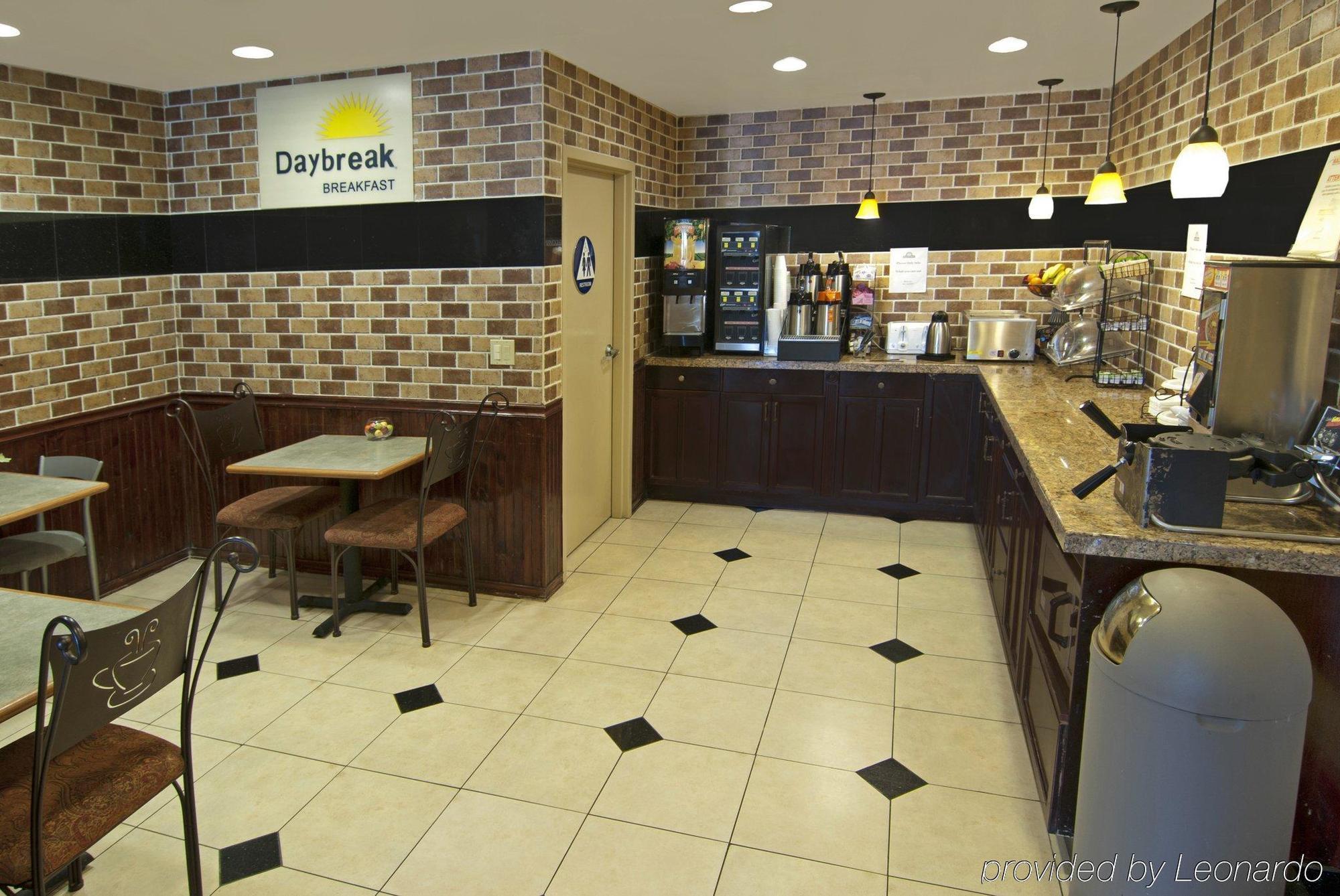 Days Inn By Wyndham Concord Ngoại thất bức ảnh