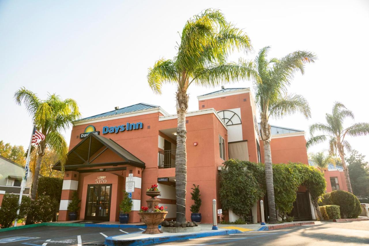 Days Inn By Wyndham Concord Ngoại thất bức ảnh