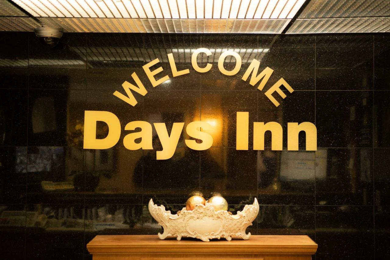 Days Inn By Wyndham Concord Ngoại thất bức ảnh